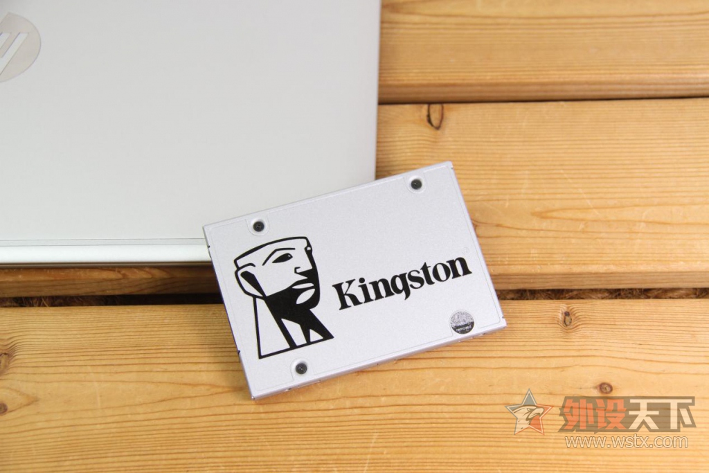 ٶȻʿUV400 SSD