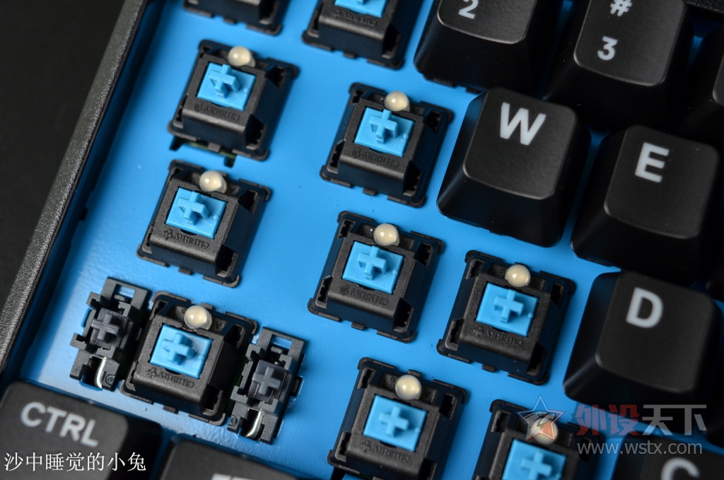 ӦеζֳǿϮSteelSeries APEX M500 MX BLUEе