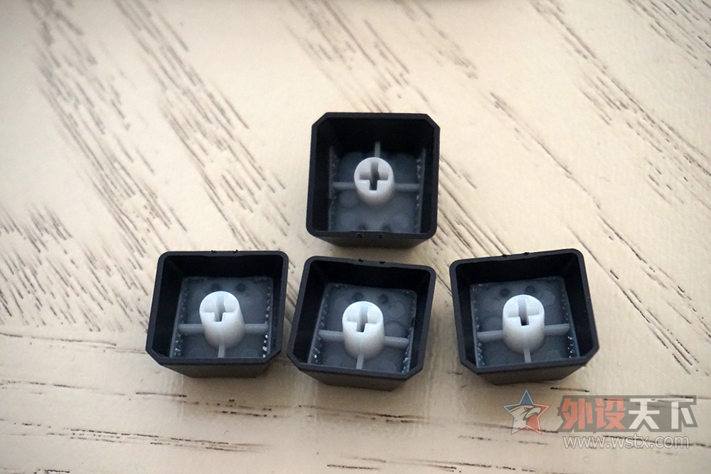 ׵ĹᡪѪB845RRGB羺е鱨