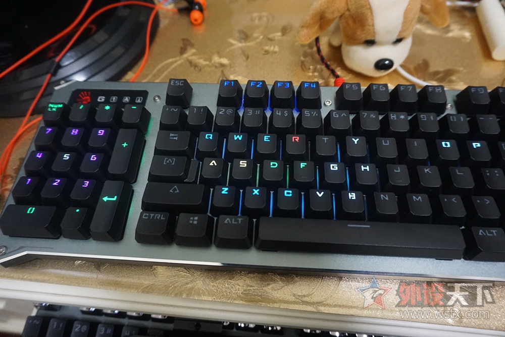 ׵ĹᡪѪB845RRGB羺е鱨