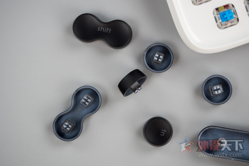 �����ӡ�lofree DOT������е�������⣺ż������ʵ���ɵĶ���