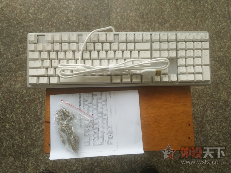 �Ȳ�ǰ�С���A�󾲵���108RGB��ˮ�濪�����