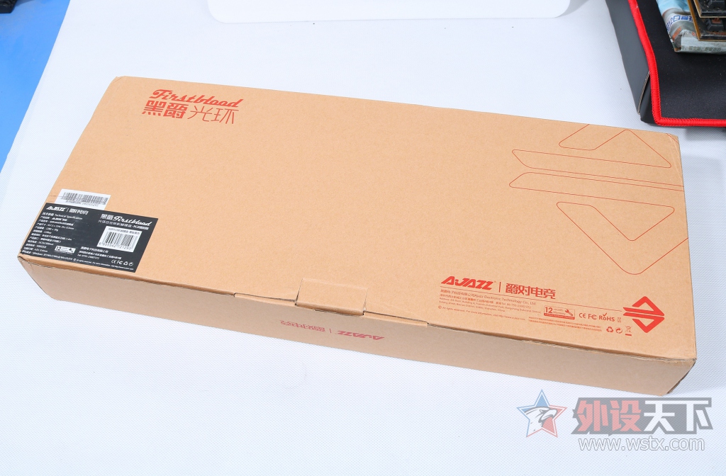 ��л���������ھ�AK60RGB��