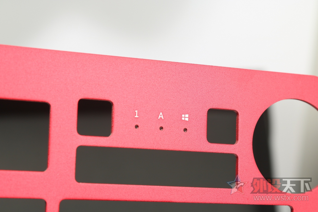 ��л���������ھ�AK60RGB��