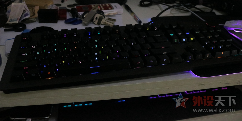 ��л���������ھ�AK60RGB��