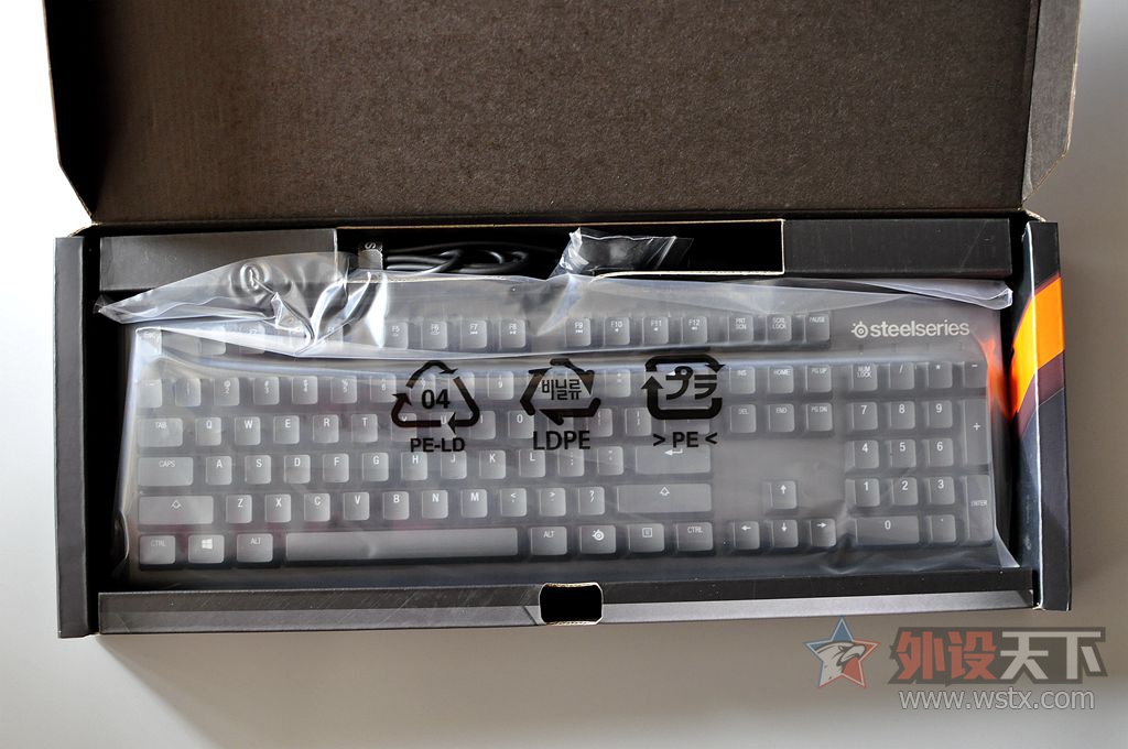 ԼսRGBⰵ⣬APEX M650