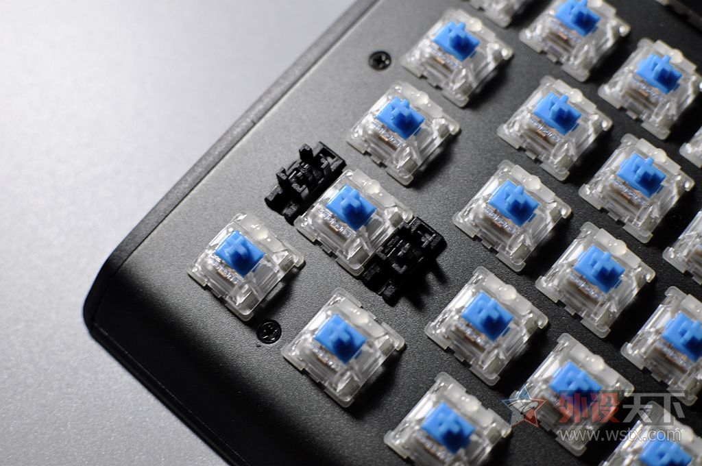 ԼսRGBⰵ⣬APEX M650
