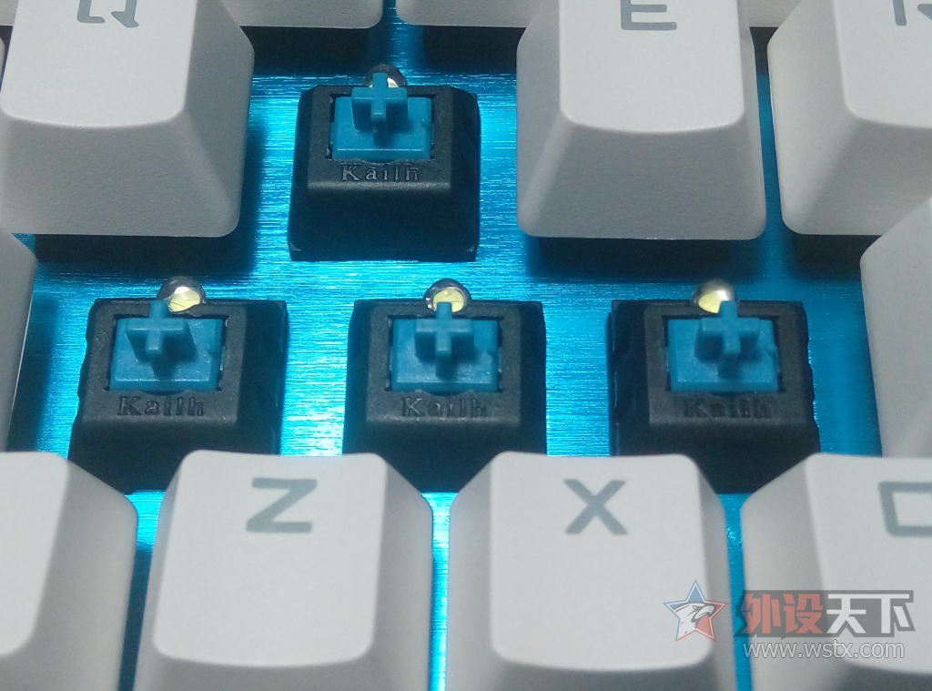 S100ɫ˿忭ɫ׵ƿ