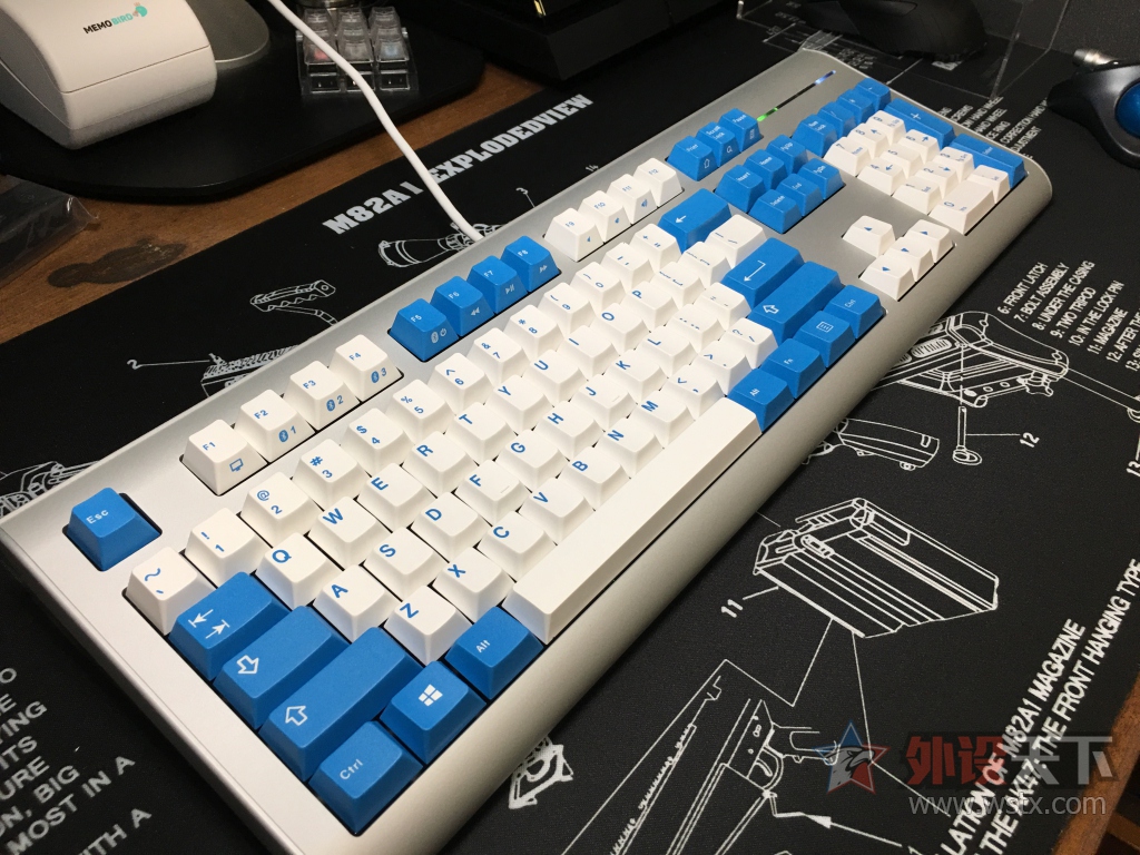 õе?GMK UNIQEY Q100