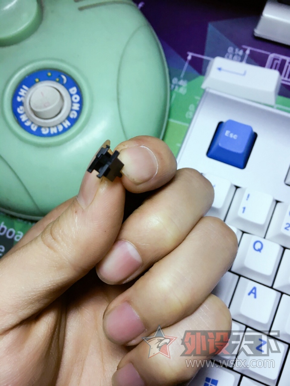 һѿԼļ̡GMK UNIQEY Q100