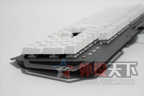 ����104���Ĳ�ͬ�ָ� �����е����2�����⣺