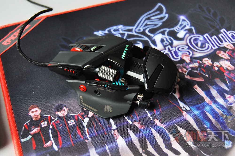 еߡʨ Mad Catz R.A.T.8 