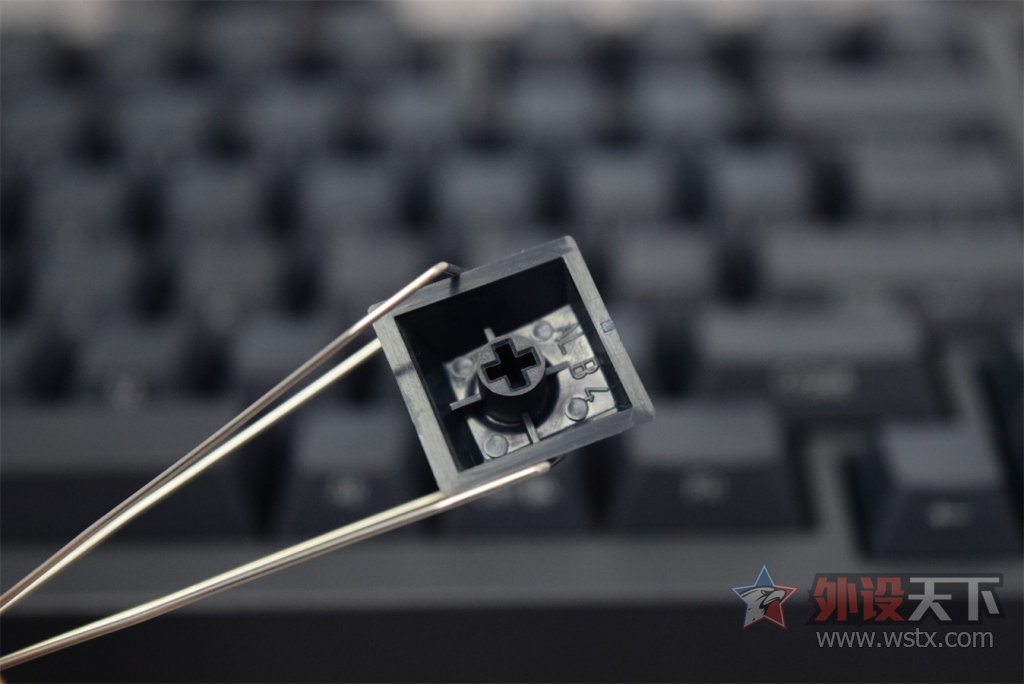 ���ˣ����Ǻ������������ģ�  leopold FC980M ���汾��̸