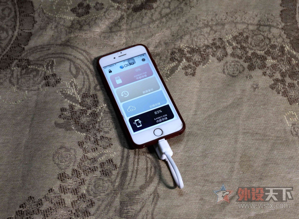 iPhoneݳӰIDUO CobraU[ԭ]