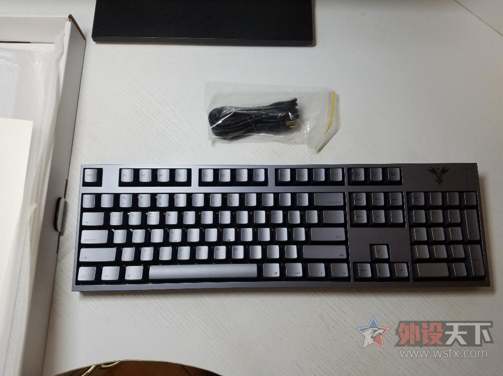 Feenix--autore Mechanical Keyboard 2017  С