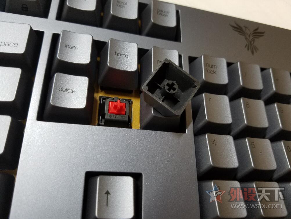 Feenix--autore Mechanical Keyboard 2017  С