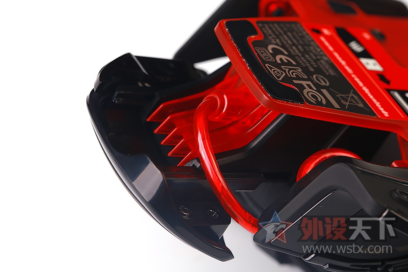 ץ󡪡ʨ Mad Catz RAT4