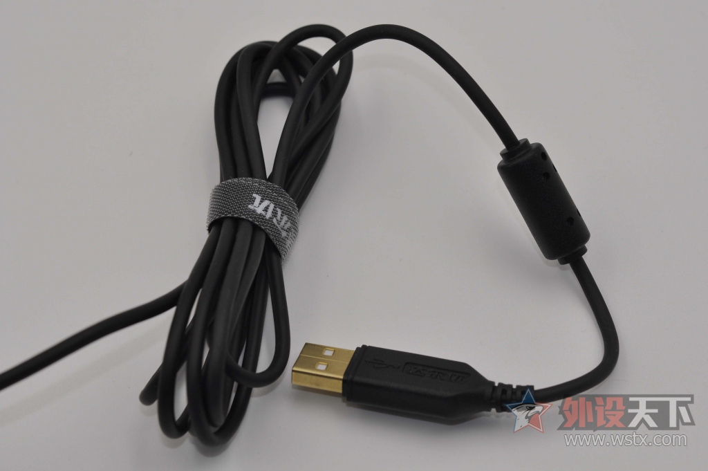 �����豪֮��:����� EM911����Ϸ���..........