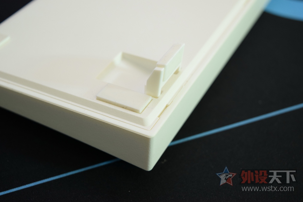 Сֵ LEOPOLD FC660M: