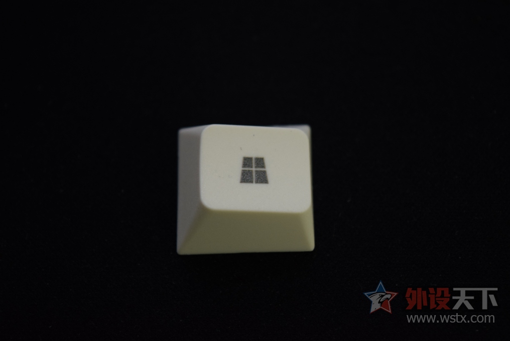 Сֵ LEOPOLD FC660M: