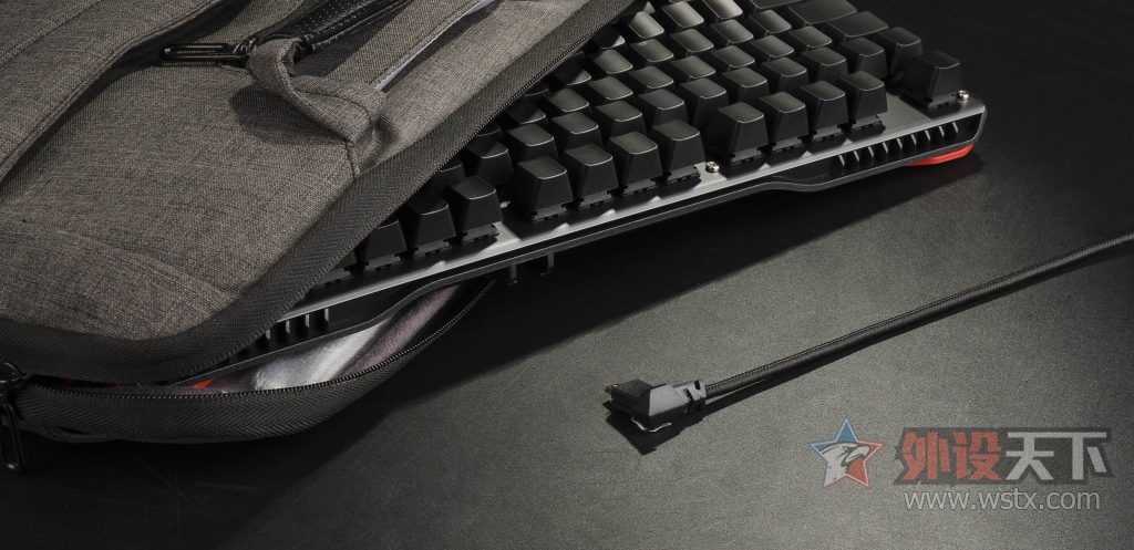 ����300Ԫ  ž������ͦˬ