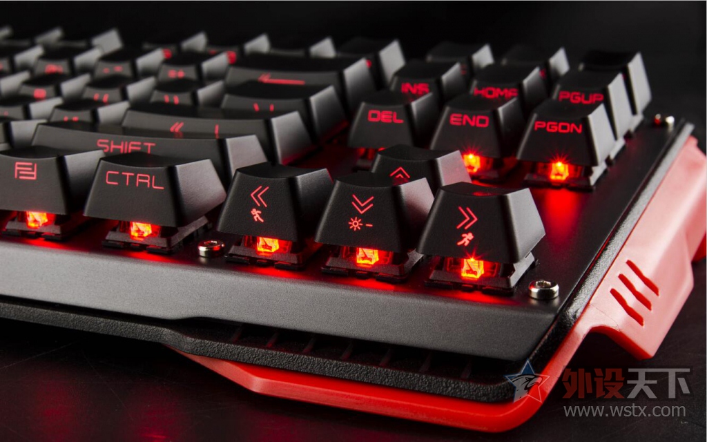 ����300Ԫ  ž������ͦˬ