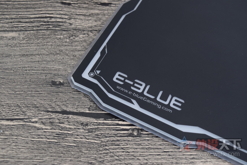 ����Ⱦ�Ѿ����ӵ����棬�˲�RGB���濪�䣺