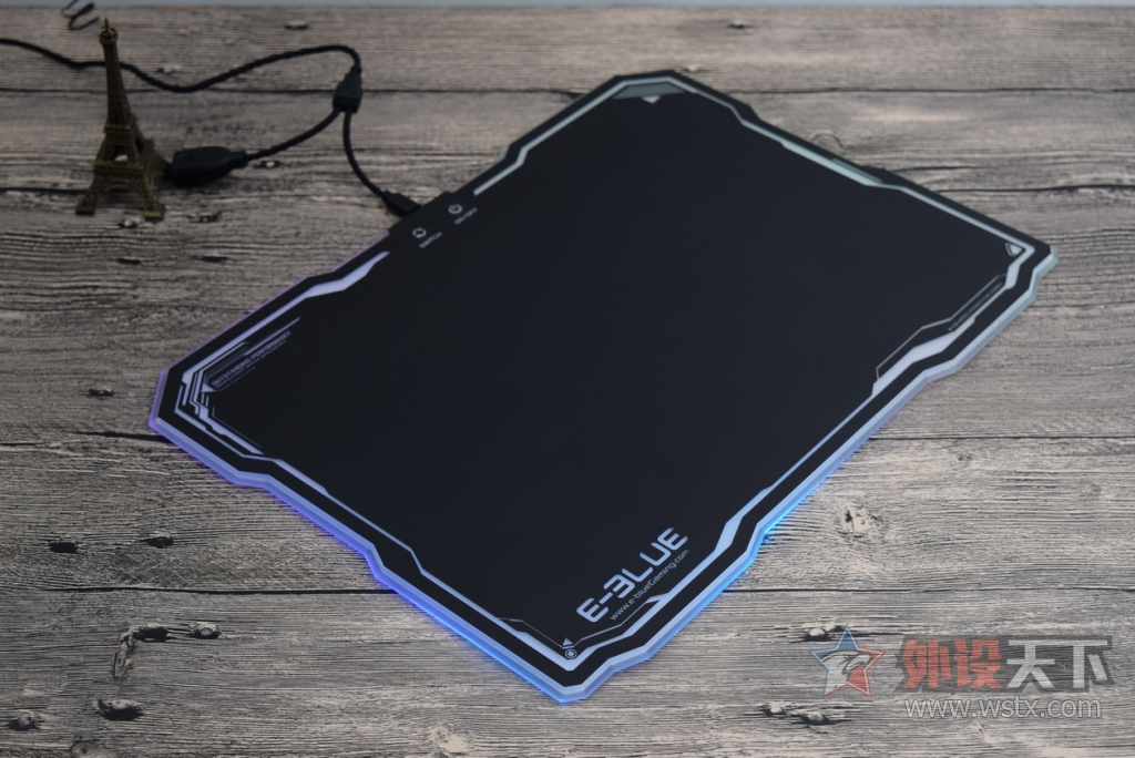 ����Ⱦ�Ѿ����ӵ����棬�˲�RGB���濪�䣺