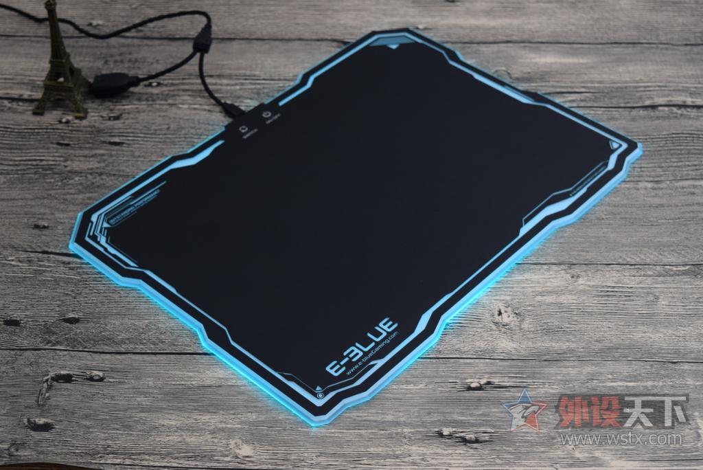 ����Ⱦ�Ѿ����ӵ����棬�˲�RGB���濪�䣺