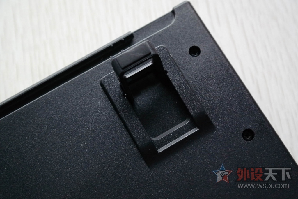 ����˹����������˶GK1100ӣ������RGB��е���̿���С��