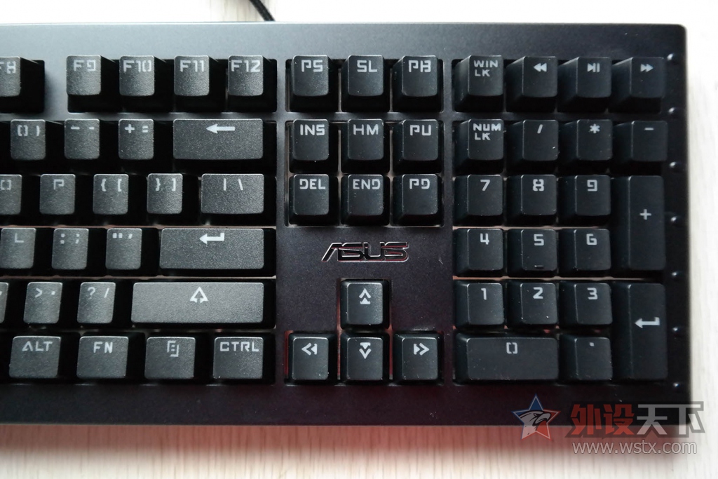 ����˹����������˶GK1100ӣ������RGB��е���̿���С��