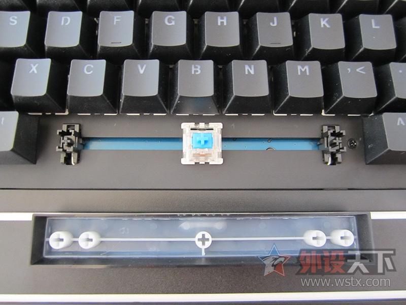 ҲRGBKC-818 104RGBе ̻