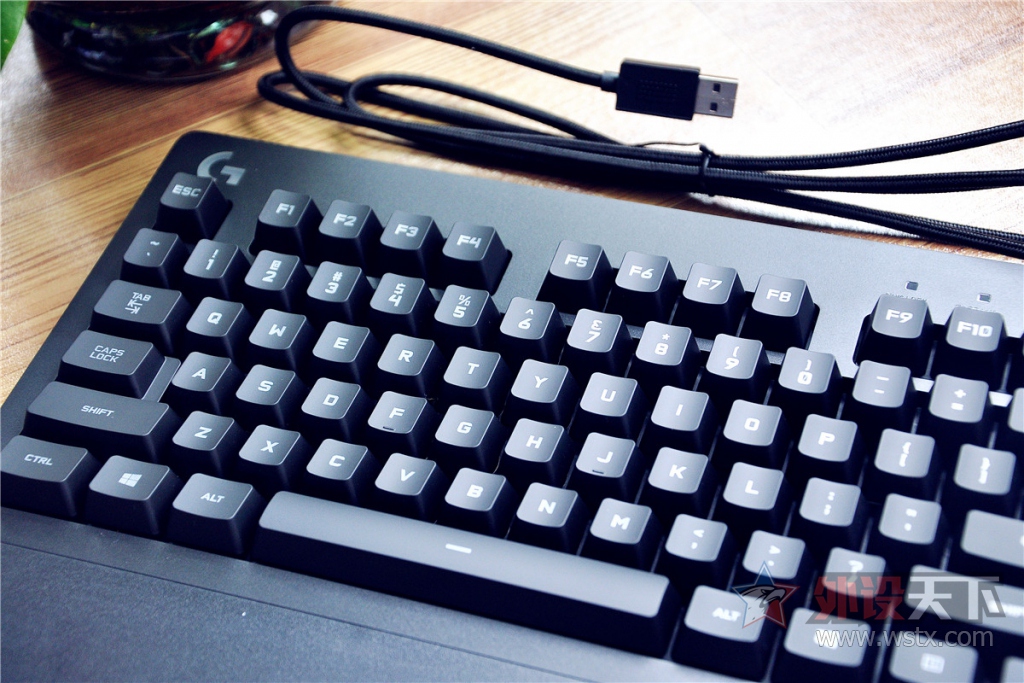 Ĥ̵ľ---޼G213 RGBϷ