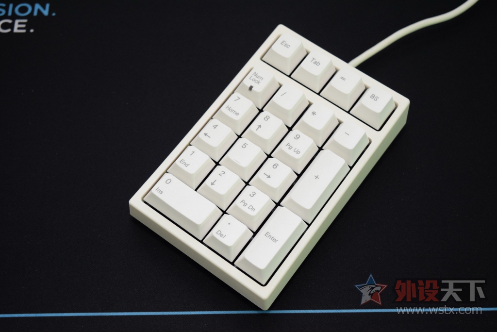 обҪˣLeopold FC210TP 