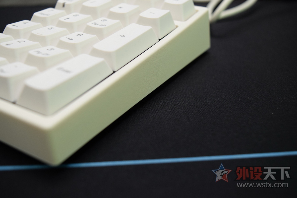обҪˣLeopold FC210TP 