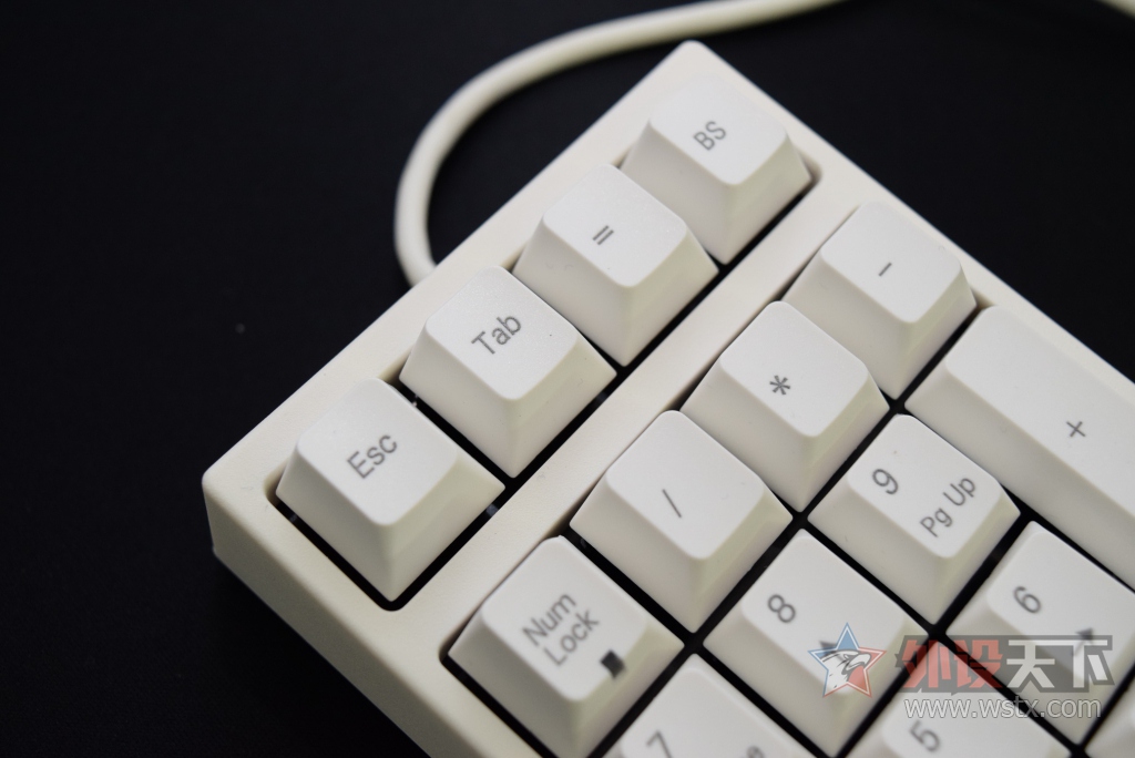 обҪˣLeopold FC210TP 