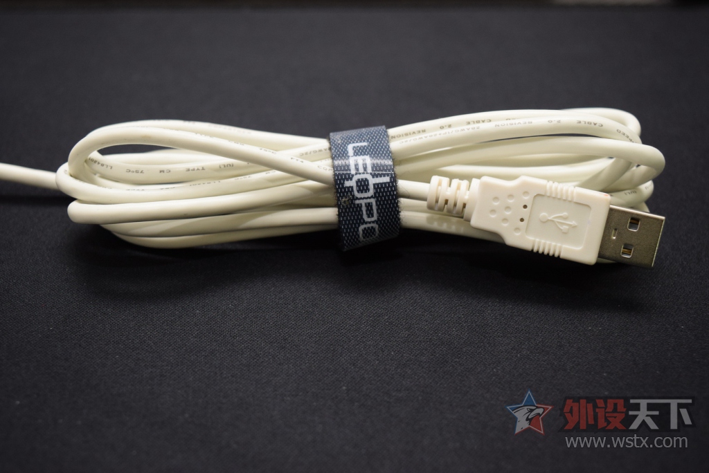 обҪˣLeopold FC210TP 