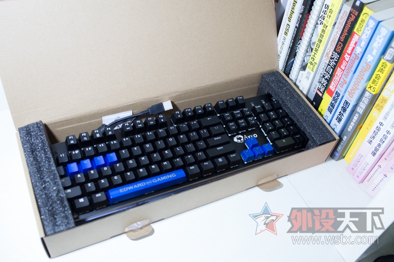 ɧļ̣AKKO X EDG AKS104е