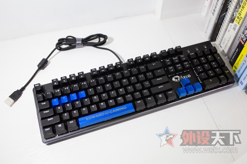 ɧļ̣AKKO X EDG AKS104е