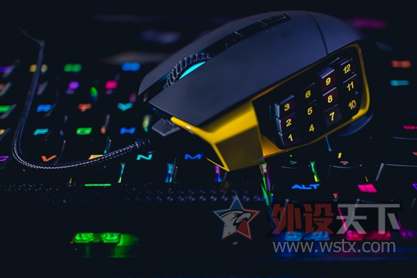 �����°�绰��Scimitar Pro RGB