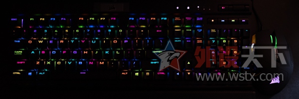 �����°�绰��Scimitar Pro RGB