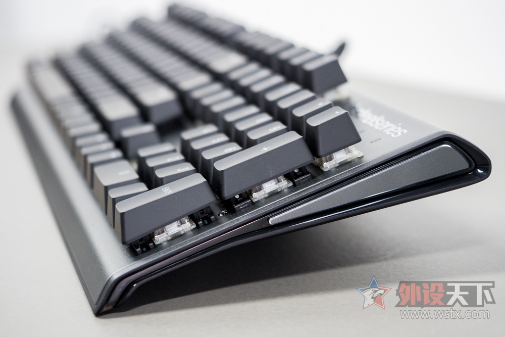 ӡSteelseries APEX M650⣺һ׼