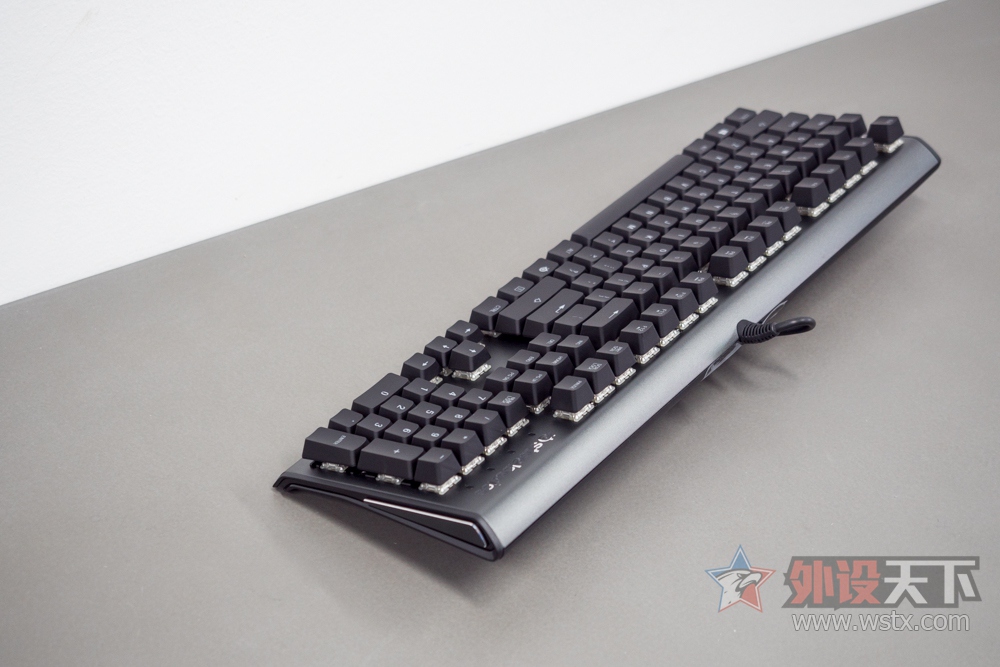 ӡSteelseries APEX M650⣺һ׼
