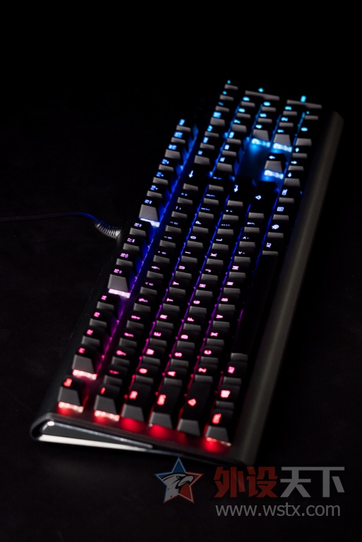 ӡSteelseries APEX M650⣺һ׼