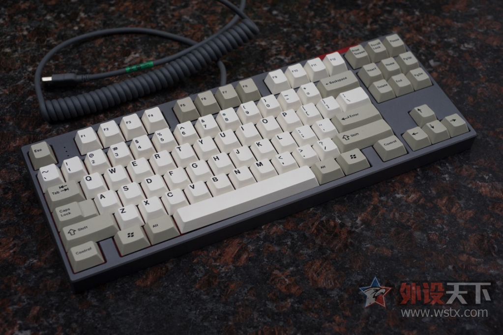 E8_V1 