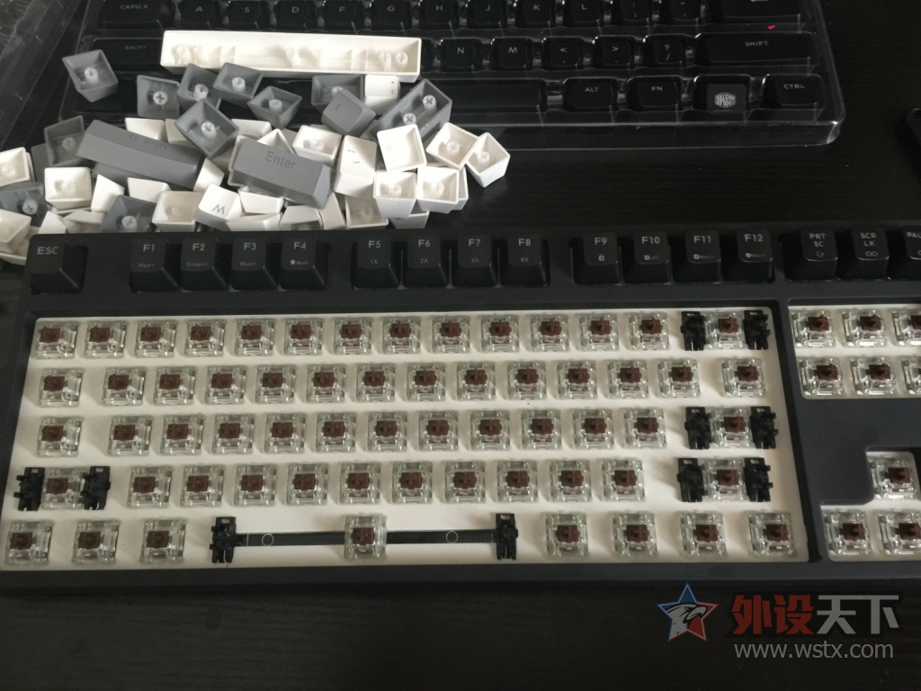 ����������������87 MasterKeys Pro S RGBӣ��ԭ���ᣨ���ᣩ�ѳ�