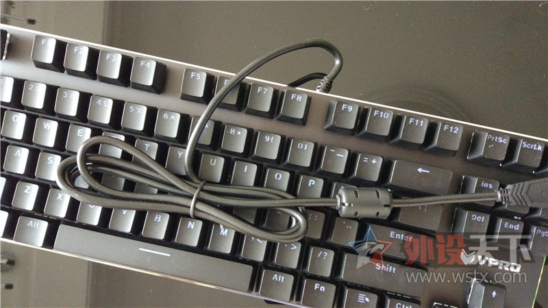 װV500 RGBϽòϷе ſ