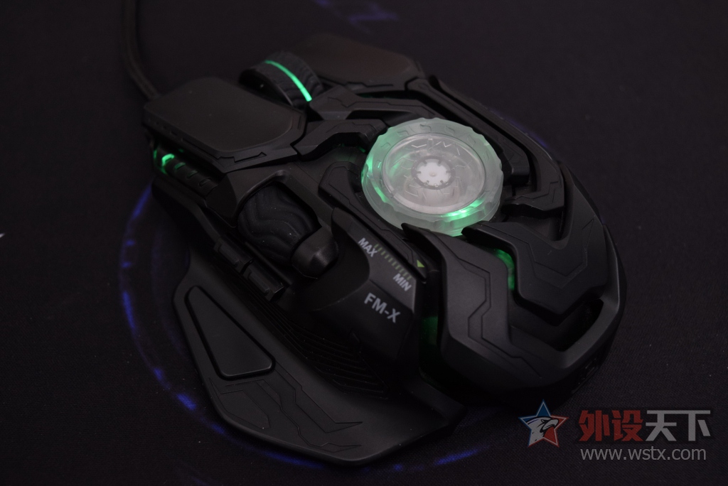 �����ֲ���ѹֻ������ս��֮ͫ��꿪��