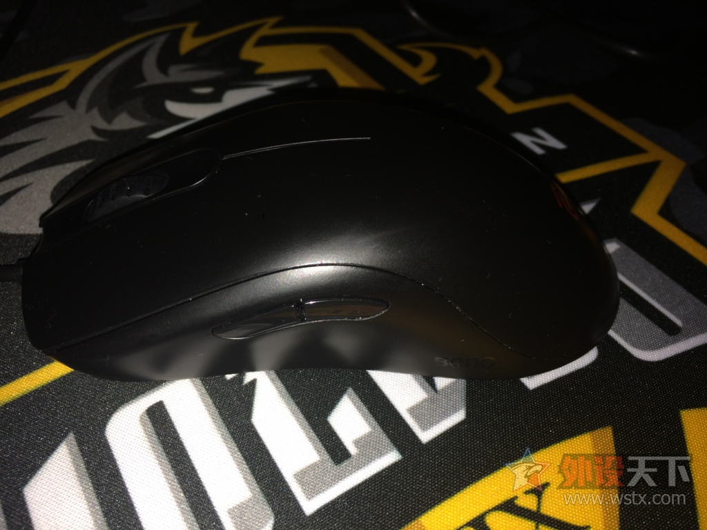 ���Ϻ���ZOWIE FK1