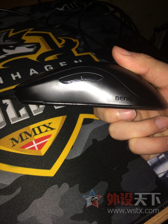 ���Ϻ���ZOWIE FK1